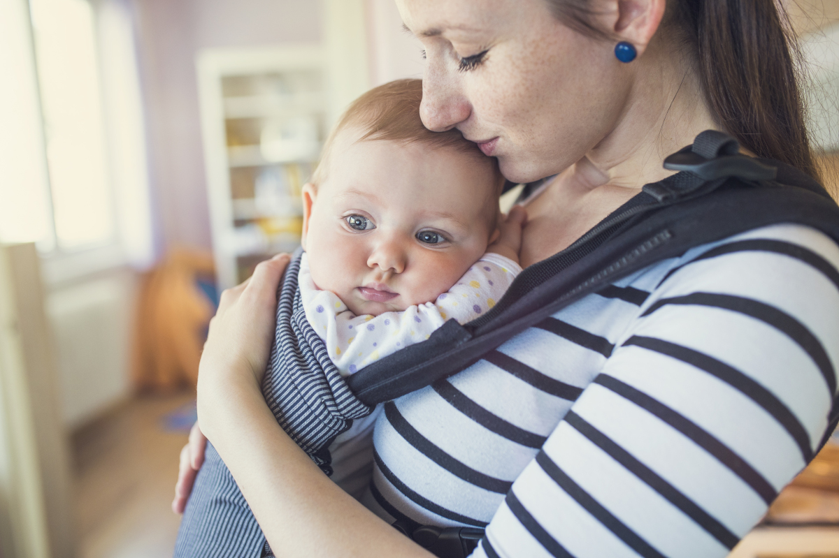 utiliser un porte-bébé